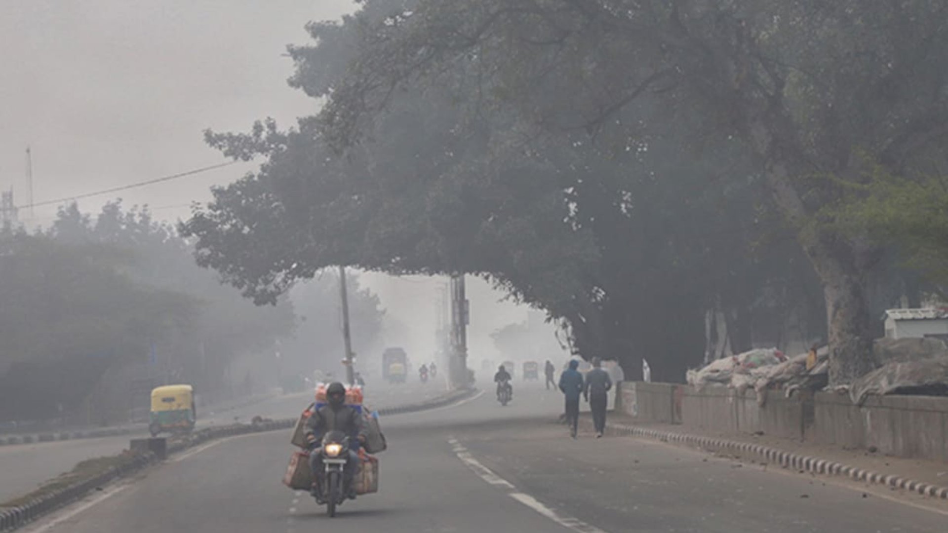 Weather;दीपावली से पहले गुलाबी ठंड ने दी दस्तक: सुबह-शाम हल्की सिहरन महसूस  कर रहे लोग,रखे स्वास्थ्य का ख्याल नही तो.. »