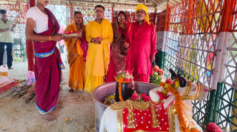 दलसिंहसराय:शिवशक्ति प्राण प्रतिष्ठा के चतुर्थ दिन शिवलिंग को गाँव भ्रमण कराया गया