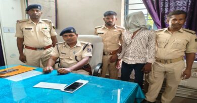 समस्तीपुर:दवा दुकानदार से लूट मामले का मुख्य आरोपी धराया:अपराधी पर 9 मामले पहले से FIR