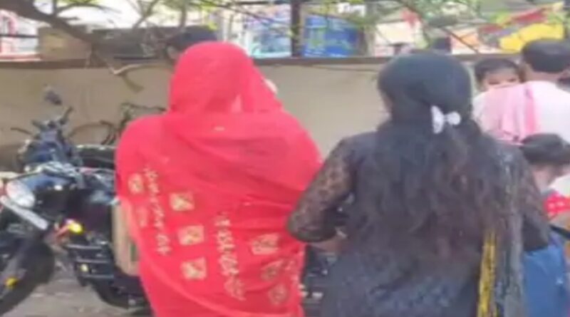 पुलिस के पास पहुंची प्रेमिका, बोली- दो साल से रिलेशन,जाति का बहना बनाकर शादी से मुकरा प्रेमी