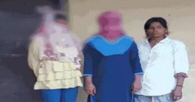 “2 छात्रा को नेपाल बेचने जा रही थी आर्केस्ट्रा संचालिका:बरामद