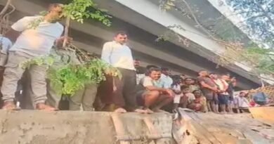 ओवरब्रिज के पास मिली युवक की लाश:पार्टी में जाने की बात कह कर घर से निकला था