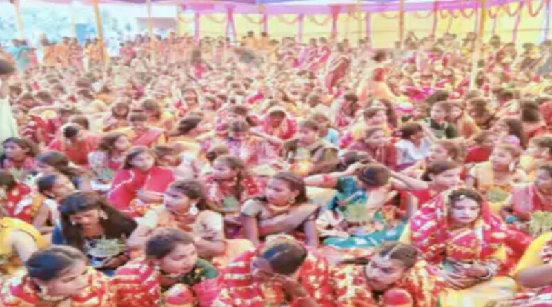 मऊ बाजार में 9 कुंडीय गायत्री महायज्ञ शुरू:751 कन्याओं ने निकाली कलश यात्रा