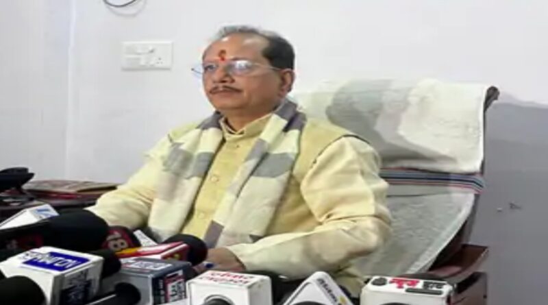 विजय सिन्हा बोले- अराजकता बर्दाश्त नहीं करेंगे: 3 राजस्व पदाधिकारी निलंबित किए