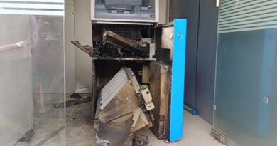 केनरा बैंक के ATM से 2.11 लाख की चोरी:स्कॉर्पियो सवार बदमाशों ने गैस कटर से मशीन काटा