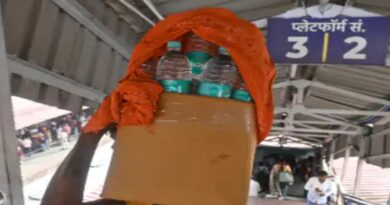 डिमांड से 20 फीसदी कम उत्पादन,रेल नीर का संकट,ट्रेनों में पानी की डिमांड बढ़ गई 