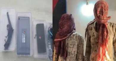 माइक्रो फाइनेंस कर्मी से लूट मामले के दो बदमाश गिरफ्तार:देसी कट्टा बरामद