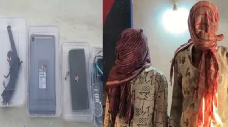 माइक्रो फाइनेंस कर्मी से लूट मामले के दो बदमाश गिरफ्तार:देसी कट्टा बरामद