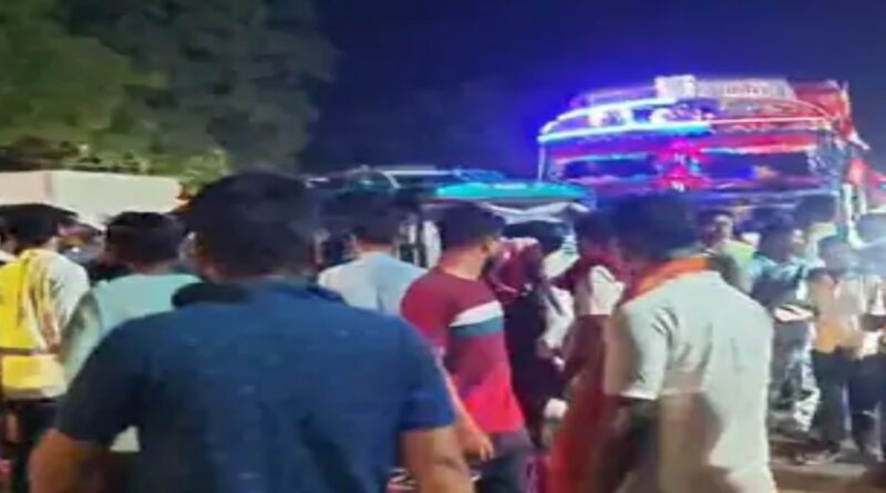 NH 28 तेघड़ा में ट्रक से कुचलकर साइकिल सवार की मौत:देर शाम हुआ हादसा