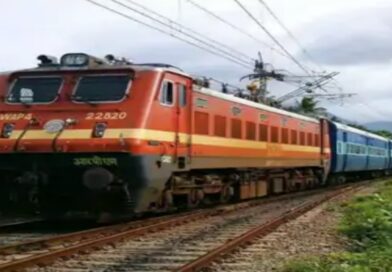 ट्रेनों में काफी भीड़,25 मई तक ट्रेनों में सीट नहीं, स्पेशल में भी वेटिंग