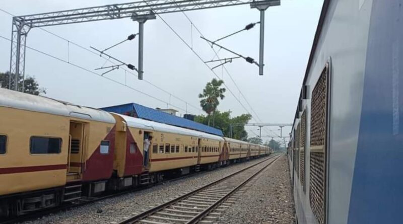 रेलवे न्यूज:बदले गए मार्गों से चलेगी बरौनी गोंदिया सहित कई ट्रेनें, देखे नया रूट 