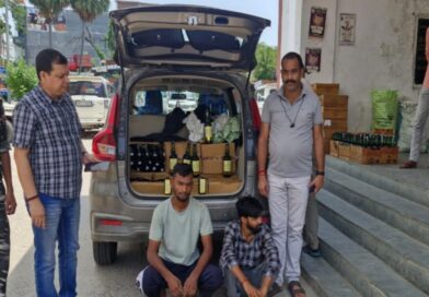 10 लाख की विदेशी शराब के साथ दिल्ली के दो तस्कर गिरफ्तार