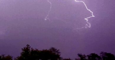आज का मौसम:बिहार के 19 जिलों में आज बारिश का अलर्ट:50kmph की रफ्तार से चलेगी हवा