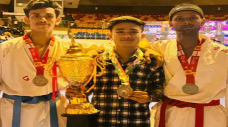 गोल्डन भारत कराटे प्रतियोगिता में फतुहा के युवाओं ने दिल्ली में जीते तीन रजत पदक