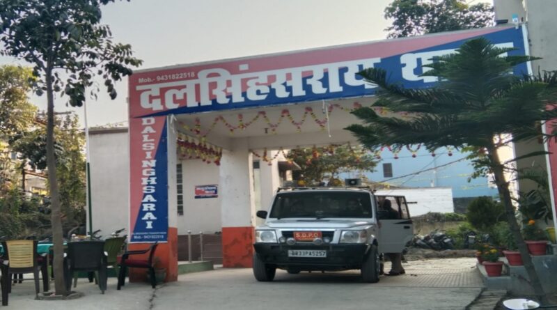 डैनी पगड़ा में अज्ञात चोरों का तांडा:जॉनसन इंटरप्राइजेज से 33 हजार की चोरी सहित दो दुकान में भी चोरी