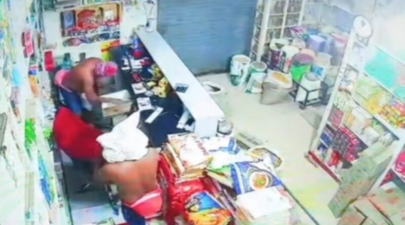 दलसिंहसराय में किराना दुकान का दीवार तोड़कर 2 लाख की चोरी, CCTV में कैद 