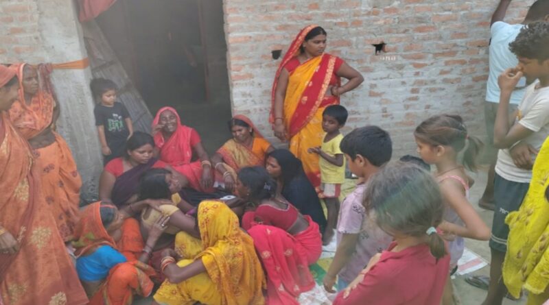 पिकअप और बाइक की आमने-सामने की टक्कर में दो युवकों की मौत 