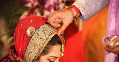 हाई वोल्टेज ड्रामा:विभूतिपुर में मक्के के खेत में मिल रहे प्रेमी युगल की कराई शादी