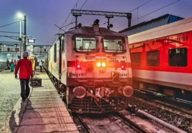 सहरसा-आनन्द विहार टर्मिनस स्पेशल सहित कई ट्रेनों के मार्ग बदले,पनियहवा रेल खंड पर एनआई कार्य