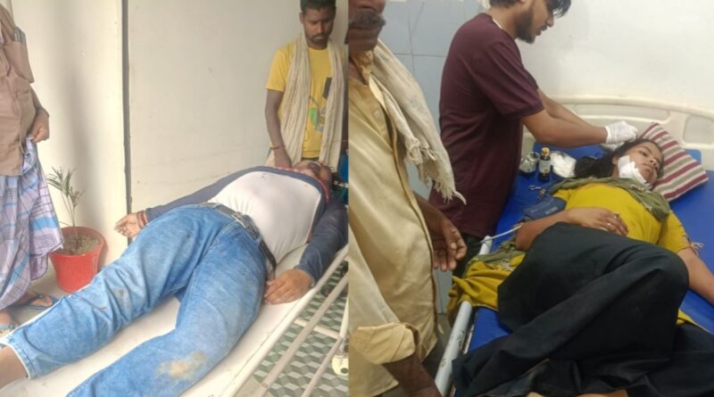 स्नातक की परीक्षा देने जा रही छात्रा सड़क हादसे में घायल, भाई की हुई मौत