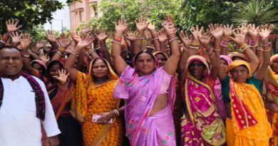 समस्तीपुर:शराब कारोबार के खिलाफ महिलाओं का फूटा गुस्सा,बिथान थाना का किया घेराव