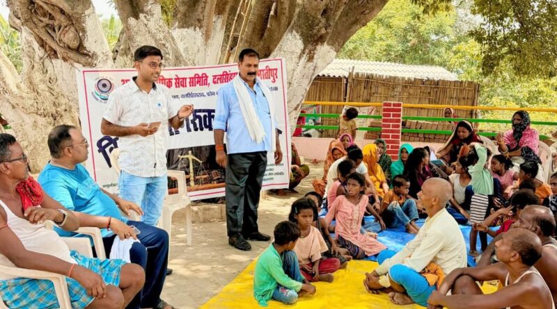 ग्राम पंचायत,बालकृष्णपुर मडवा में बाल हितैषी विधिक सेवाएं योजना पर विधिक जागरूकता शिविर का आयोजन