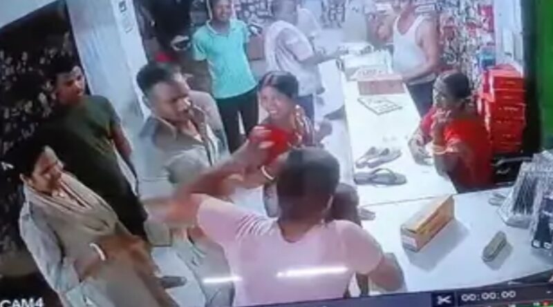 वैशाली में डायल 112 पुलिस ने दिव्यांग युवक को पीटा:घटना CCTV में रिकॉर्ड