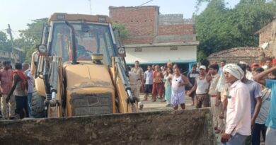 प्रशासन ने अतिक्रमण अभियान चला,रास्ता हुआ अतिक्रमण मुक्त