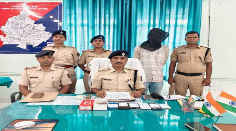 हलई पुलिस ने चोरी की बुलेट और मोबाइल दुकान से चुराए गए सामान के साथ युवक को दबोचा