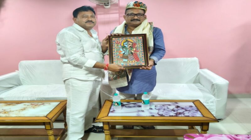 समस्तीपुर:मंत्री ने कार्यकर्ताओं से किया संवाद,राशन कम देने, नल जल का किया शिकायत 