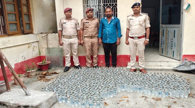 231 लीटर नेपाली देसी शराब के साथ 1 तस्कर को रेल पुलिस ने पकड़ा 