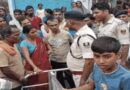 डॉक्टर ने जाति पूछी, छूने से मना किया:हाजीपुर में प्रसव के बाद महिला की मौत पर हंगामा