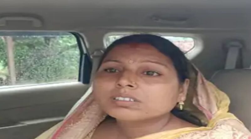बछवाड़ा में महिला से दिनदहाड़े मंगलसूत्र छीना:विद्यापतिधाम जाते समय हुई घटना