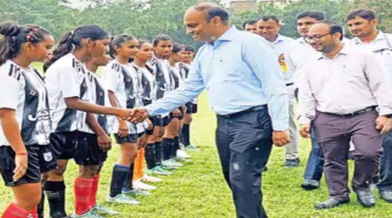 खेल जीत-हार से आगे बढ़कर व्यक्तित्व निर्माण व अनुशासन का सशक्त माध्यम:DM