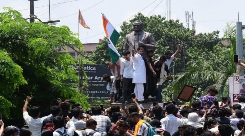 तेज प्रताप यादव पहली बार बेउर जेल भेजे गए,पुलिस ने पटना के सिटी सेंटर मॉल से किया था अरेस्ट
