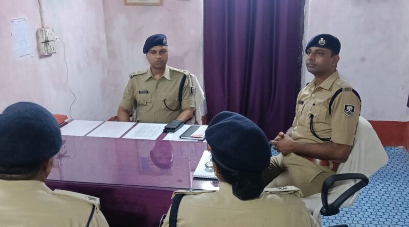एसपी ने अंचल निरीक्षक कार्यालय दलसिंहसराय का किया निरीक्षण,दिया आवश्यक दिशा निर्देश