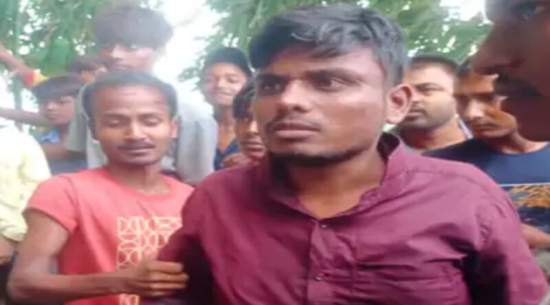 विभूतिपुर में मोबाइल चोरी के आरोप में युवक गिरफ्तार:भगवती स्थान पर ग्रामीणों ने पकड़ा