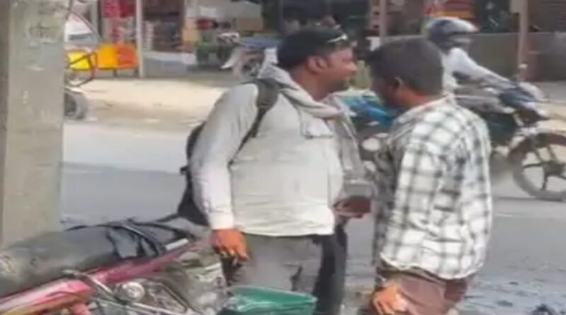 खानपुर में अंचल अमीन पर ₹5,000 रिश्वत लेने का आरोप:वीडियो वायरल 