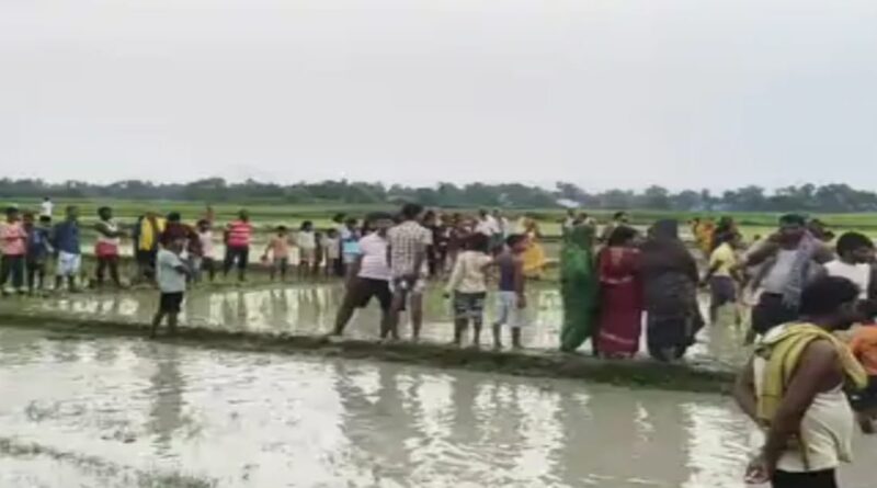 समस्तीपुर:बैंगन तोड़ने के दौरान बिजली गिरने से मां-बेटे की मौत,एक युवक गंभीर