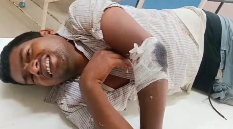 दलसिंहसराय:ब्रांच कटिंग के दौरान दो लाइनमैन से मारपीट,गिरफ्तारी की मांग
