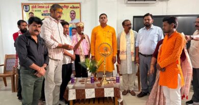 समस्तीपुर:राष्ट्रीय कवि संगम के “वंदेमातरम कवि सम्मेलन” में देशभक्ति के रंग में रंगा सभागार