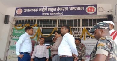 ताजपुर कार्यालय का सदर एसडीओ ने किया औचक निरीक्षण:कमी पर दिए निर्देश