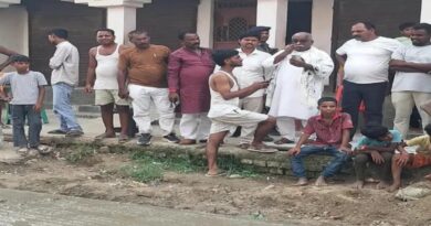 Samastipur:सड़क निर्माण में मिली खामियां, विधायक ने काम पर लगायी रोक