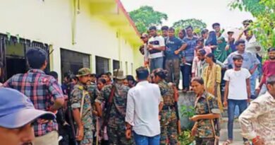 Samastipur:परीक्षा के दौरान छात्रा की पिटाई, आक्रोशित स्टूडेंट्स ने किया हंगामा