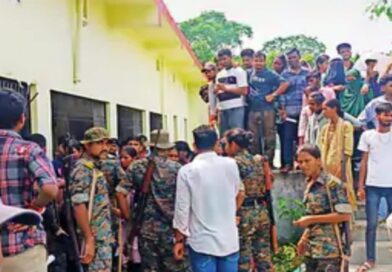 Samastipur:परीक्षा के दौरान छात्रा की पिटाई, आक्रोशित स्टूडेंट्स ने किया हंगामा