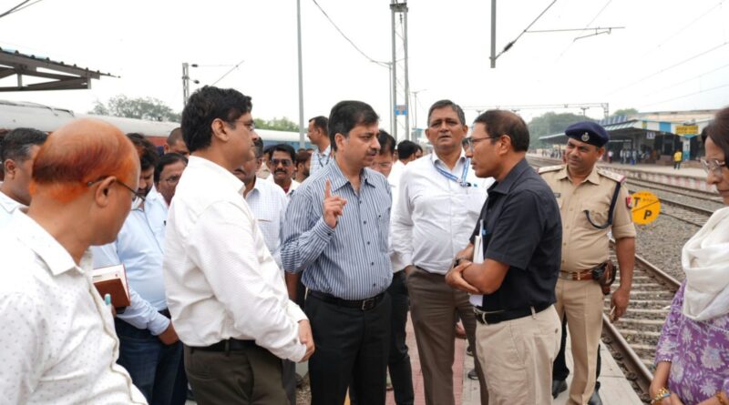 बरौनी जंक्शन पर बनेगा नया FOB, सभी प्लेटफॉर्म से जुड़ेगा; जीएम ने किया निरीक्षण