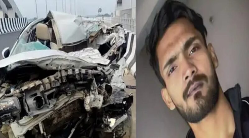 कच्ची दरगाह-बिदुपुर सिक्सलेन पुल पर कार-हाइवा की टक्कर, 2 युवकों की मौत:3 घायल