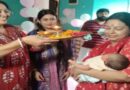 बेटी के जन्म पर बैंड-बाजे से घर पहुंची ‘परी’:दादा ने आरती उतारकर किया स्वागत