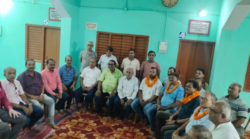 दलसिंहसराय बरनवाल संघ का हुआ गठन,मनीष कुमार बने अध्यक्ष,दिया बधाई 