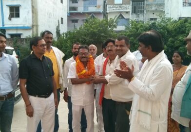 नवीन कुमार ने दरभंगा स्नातक निर्वाचन क्षेत्र से नामांकन दाखिल किया, दलसिंहसराय पहुंचने पर किया स्वागत नवीन कुमार ने दरभंगा स्नातक निर्वाचन क्षेत्र से नामांकन दाखिल किया, दलसिंहसराय पहुंचने पर किया स्वागत